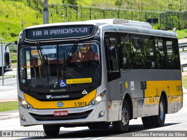 Upbus Qualidade em Transportes 3 5810 na cidade de São Paulo, São Paulo, Brasil, por Luciano Ferreira da Silva. ID da foto: 8510528.