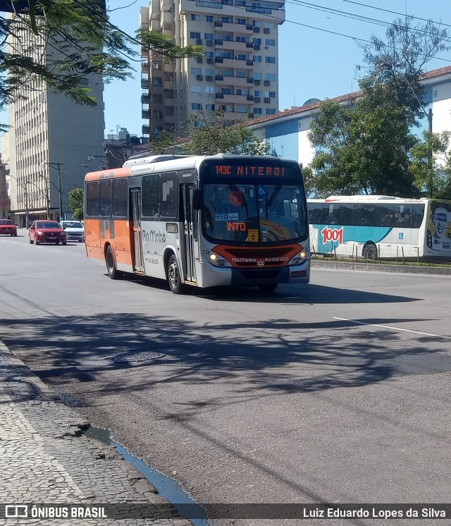 Transturismo Rio Minho RJ 166.020 na cidade de Niterói, Rio de Janeiro, Brasil, por Luiz Eduardo Lopes da Silva. ID da foto: 8543375.