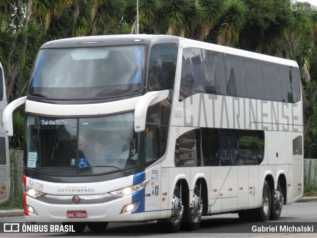 Auto Viação Catarinense 3608 na cidade de Curitiba, Paraná, Brasil, por Gabriel Michalski. ID da foto: 8544452.