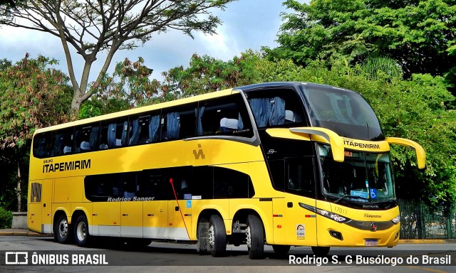 Viação Itapemirim 17011 na cidade de São Paulo, São Paulo, Brasil, por Rodrigo S. G Busólogo do Brasil. Número da foto: #8546368.