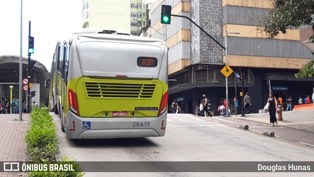 Sagrada Família Ônibus 20619 na cidade de Belo Horizonte, Minas Gerais, Brasil, por Douglas Hunas. ID da foto: 8543468.