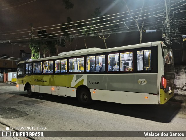 Viação Nilopolitana RJ 123.041 na cidade de Nilópolis, Rio de Janeiro, Brasil, por Walace dos Santos. ID da foto: 8547597.