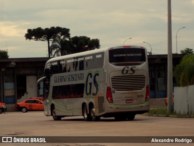 Guerino Seiscento 0219 na cidade de Curitiba, Paraná, Brasil, por Alexandre Rodrigo. ID da foto: 8547354.