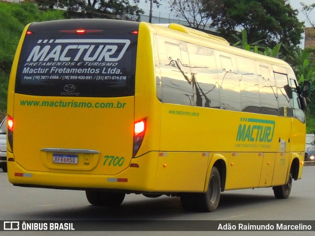 Mactur 7700 na cidade de Belo Horizonte, Minas Gerais, Brasil, por Adão Raimundo Marcelino. Número da foto: #8549368.