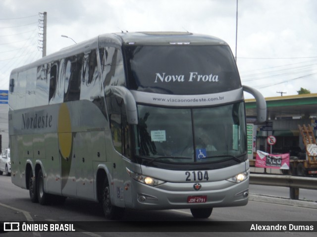 Viação Nordeste 2104 na cidade de Bayeux, Paraíba, Brasil, por Alexandre Dumas. ID da foto: 8559404.