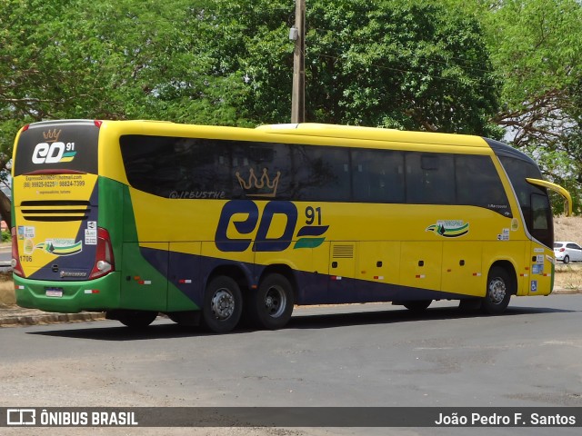 Expresso Divino 1706 na cidade de Teresina, Piauí, Brasil, por João Pedro F. Santos. ID da foto: 8562206.