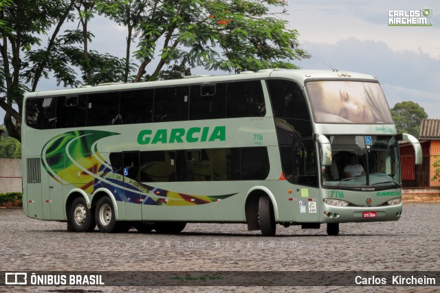 Viação Garcia 7116 na cidade de Foz do Iguaçu, Paraná, Brasil, por Carlos Kircheim. Número da foto: #8564023.