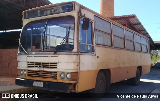 Ônibus Particulares 6419 na cidade de Matozinhos, Minas Gerais, Brasil, por Vicente de Paulo Alves. Número da foto: #8567265.