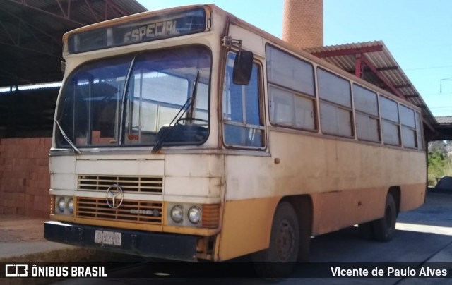 Ônibus Particulares 6419 na cidade de Matozinhos, Minas Gerais, Brasil, por Vicente de Paulo Alves. ID da foto: 8567265.