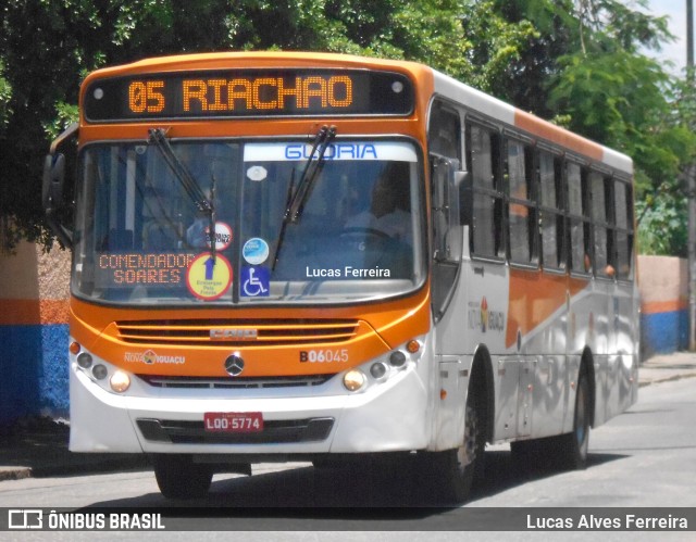 Expresso Nossa Senhora da Glória B06045 na cidade de Nova Iguaçu, Rio de Janeiro, Brasil, por Lucas Alves Ferreira. Número da foto: #8567110.