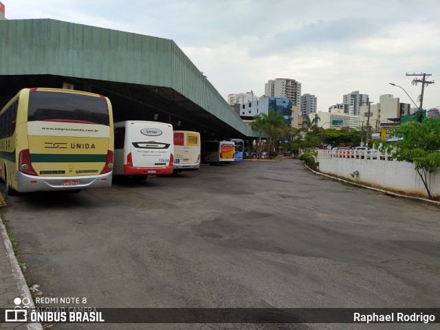 Empresa Unida Mansur e Filhos 945 na cidade de Conselheiro Lafaiete, Minas Gerais, Brasil, por Raphael Rodrigo. Número da foto: #8512559.