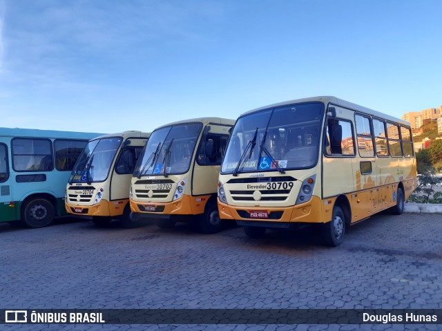 Auto Omnibus Nova Suissa 30709 na cidade de Belo Horizonte, Minas Gerais, Brasil, por Douglas Hunas. Número da foto: #8575850.