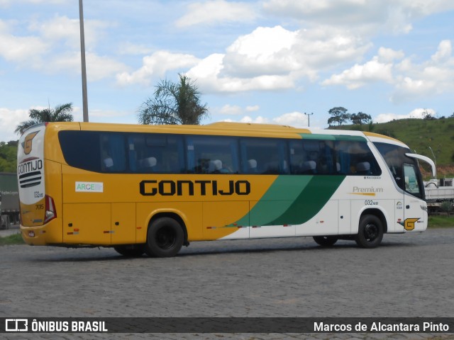 Empresa Gontijo de Transportes 7015 na cidade de Perdões, Minas Gerais, Brasil, por Marcos de Alcantara Pinto. ID da foto: 8574374.