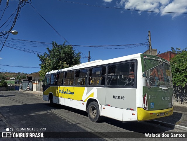 Viação Nilopolitana RJ 123.051 na cidade de Nova Iguaçu, Rio de Janeiro, Brasil, por Walace dos Santos. ID da foto: 8575574.