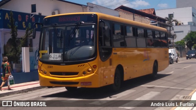 Viação Praiana 2301 na cidade de Balneário Camboriú, Santa Catarina, Brasil, por André Luis L Furlan. Número da foto: #8579611.