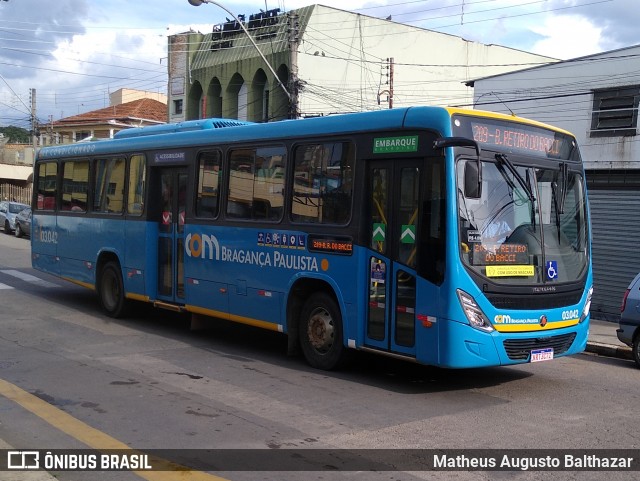 JTP Transportes - COM Bragança Paulista 03.042 na cidade de Bragança Paulista, São Paulo, Brasil, por Matheus Augusto Balthazar. Número da foto: #8576941.