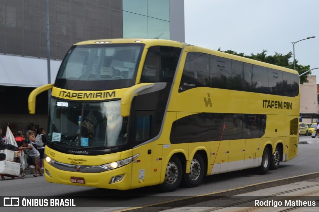 Viação Itapemirim 17405 na cidade de Rio de Janeiro, Rio de Janeiro, Brasil, por Rodrigo Matheus. Número da foto: #8581220.