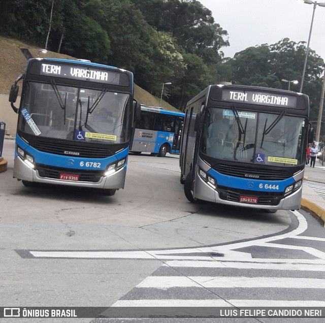 Transwolff Transportes e Turismo 6 6782 na cidade de São Paulo, São Paulo, Brasil, por LUIS FELIPE CANDIDO NERI. Número da foto: #8582042.