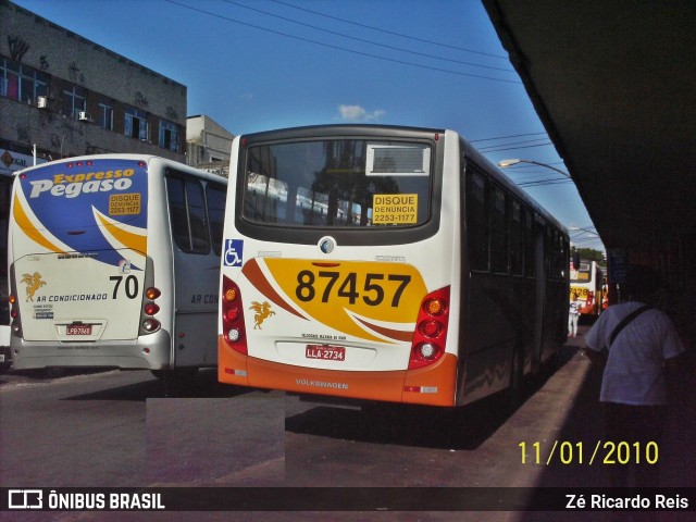 Expresso Pégaso 87457 na cidade de Rio de Janeiro, Rio de Janeiro, Brasil, por Zé Ricardo Reis. ID da foto: 8581610.