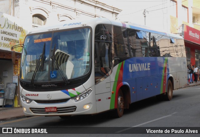 Univale Transportes F-0190 na cidade de Itaúna, Minas Gerais, Brasil, por Vicente de Paulo Alves. ID da foto: 8584591.