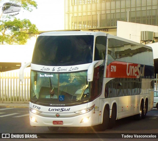 Unesul de Transportes 5710 na cidade de Porto Alegre, Rio Grande do Sul, Brasil, por Tadeu Vasconcelos. ID da foto: 8586039.