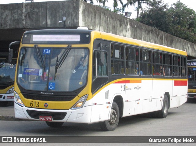 Empresa Metropolitana 613 na cidade de Jaboatão dos Guararapes, Pernambuco, Brasil, por Gustavo Felipe Melo. ID da foto: 8589427.