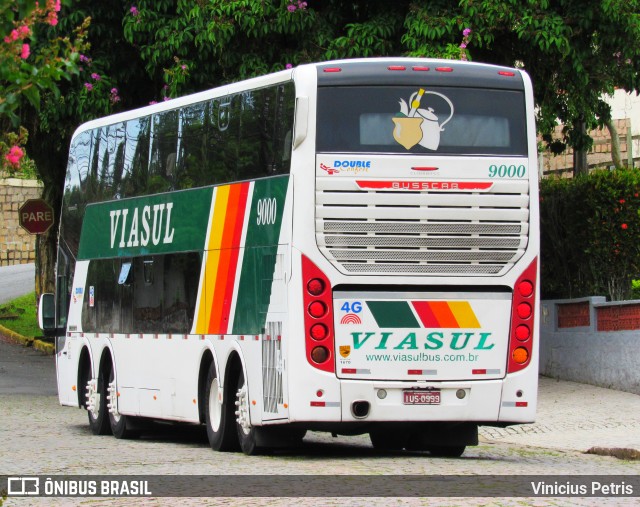 Viasul - Auto Viação Venâncio Aires 9000 na cidade de Joinville, Santa Catarina, Brasil, por Vinicius Petris. ID da foto: 8589937.