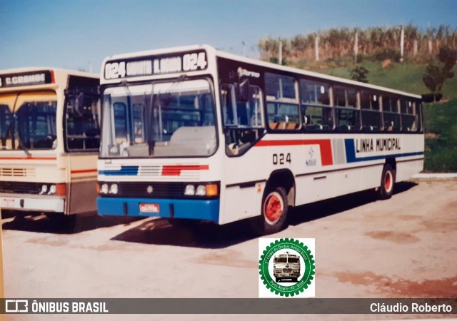 SOGIL - Sociedade de Ônibus Gigante Ltda. 024 na cidade de Gravataí, Rio Grande do Sul, Brasil, por Cláudio Roberto. Número da foto: #8592546.