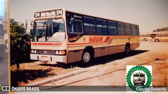 SOGIL - Sociedade de Ônibus Gigante Ltda. 174 na cidade de Gravataí, Rio Grande do Sul, Brasil, por Cláudio Roberto. ID da foto: 8595533.