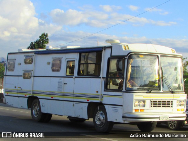 Motorhomes 3834 na cidade de Belo Horizonte, Minas Gerais, Brasil, por Adão Raimundo Marcelino. ID da foto: 8593692.