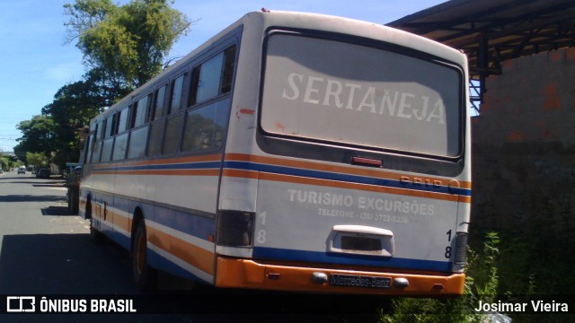 Sucata e Desmanches 18 na cidade de Curvelo, Minas Gerais, Brasil, por Josimar Vieira. ID da foto: 8595841.