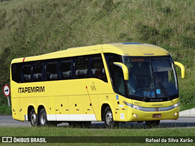 Viação Itapemirim 60011 na cidade de Petrópolis, Rio de Janeiro, Brasil, por Rafael da Silva Xarão. Número da foto: #8599144.