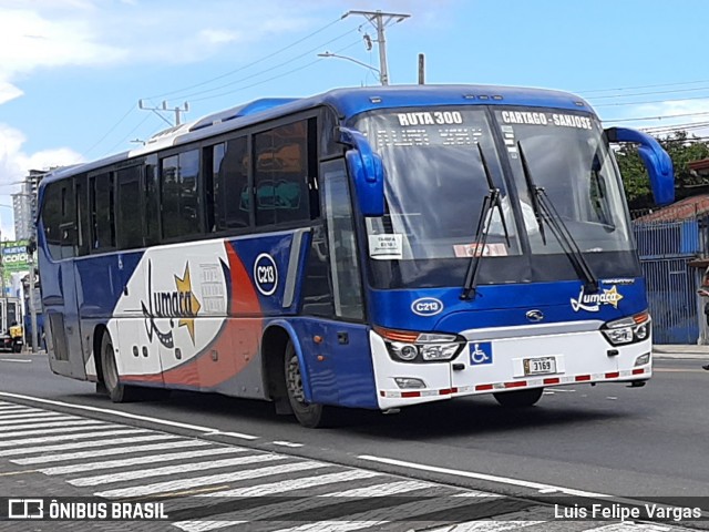 Lumaca C-213 na cidade de Curridabat, Curridabat, San José, Costa Rica, por Luis Felipe Vargas. ID da foto: 8603276.