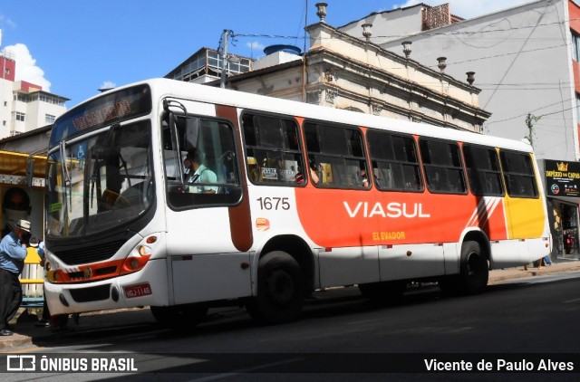 Viasul Transportes Coletivos 1675 na cidade de Itaúna, Minas Gerais, Brasil, por Vicente de Paulo Alves. ID da foto: 8602866.