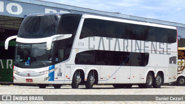 Auto Viação Catarinense 3728 na cidade de Balneário Camboriú, Santa Catarina, Brasil, por Daniel Cezari. ID da foto: 8516210.