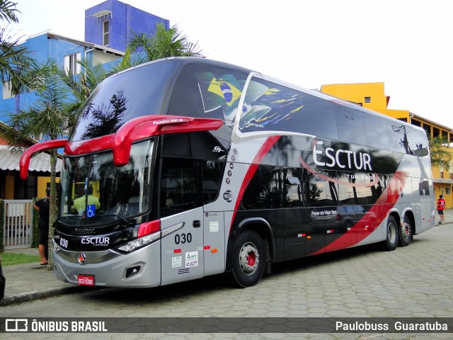 Esctur Turismo 030 na cidade de Guaratuba, Paraná, Brasil, por Paulobuss  Guaratuba. ID da foto: 8518223.