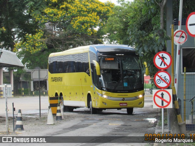 Viação Itapemirim 60017 na cidade de São José dos Campos, São Paulo, Brasil, por Rogerio Marques. Número da foto: #8517799.