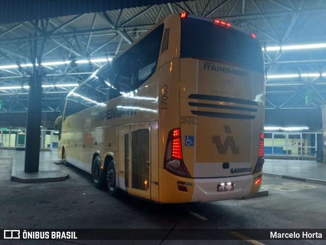 Viação Itapemirim 17005 na cidade de São Paulo, São Paulo, Brasil, por Marcelo Horta. Número da foto: #8607903.
