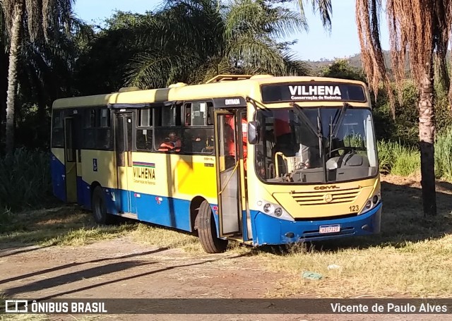 Ônibus Particulares 123 na cidade de Igarapé, Minas Gerais, Brasil, por Vicente de Paulo Alves. ID da foto: 8611530.