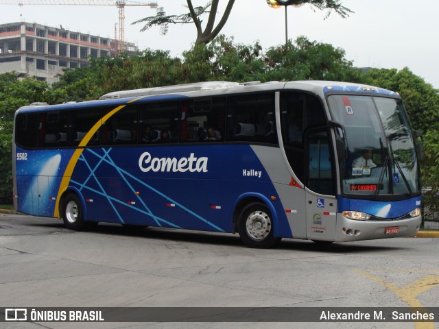 Viação Cometa 5502 na cidade de São Paulo, São Paulo, Brasil, por Alexandre M.  Sanches. ID da foto: 8518884.