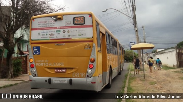 Companhia Carris Porto-Alegrense 0816 na cidade de Porto Alegre, Rio Grande do Sul, Brasil, por Luiz Carlos Almeida Silva Junior. Número da foto: #8526466.