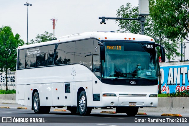 Autobuses Teotihuacan 185 na cidade de Gustavo A. Madero, Ciudad de México, México, por Omar Ramírez Thor2102. Número da foto: #8535797.