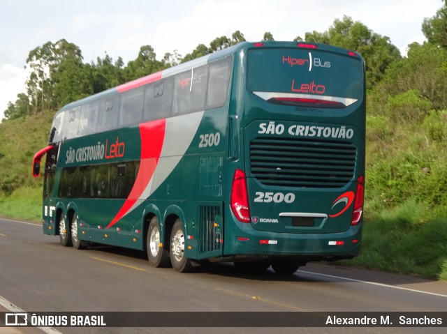 Empresa São Cristóvão 2500 na cidade de Água Doce, Santa Catarina, Brasil, por Alexandre M.  Sanches. Número da foto: #8535701.