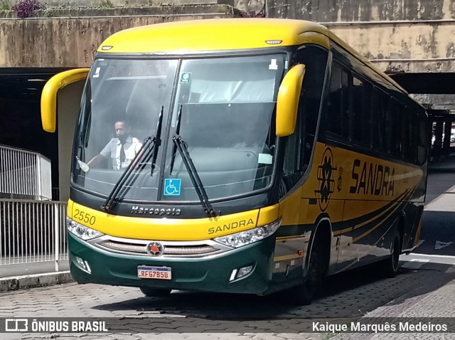 Viação Sandra 2550 na cidade de Belo Horizonte, Minas Gerais, Brasil, por Kaique Marquês Medeiros . Número da foto: #8532755.
