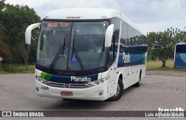 Planalto Transportes 1426 na cidade de Pelotas, Rio Grande do Sul, Brasil, por Luis Alfredo Knuth. ID da foto: 8536476.