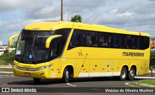 Viação Itapemirim 60011 na cidade de Marília, São Paulo, Brasil, por Vinicius de Oliveira Munhoz. ID da foto: 8537183.