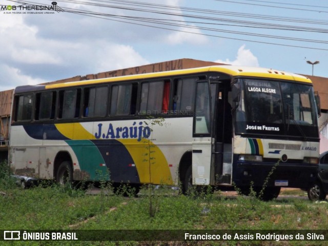 J. Araujo 54 na cidade de Teresina, Piauí, Brasil, por Francisco de Assis Rodrigues da Silva. Número da foto: #9325537.