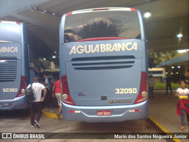 Viação Águia Branca 32050 na cidade de Salvador, Bahia, Brasil, por Mario dos Santos Nogueira Junior. Número da foto: #9354692.