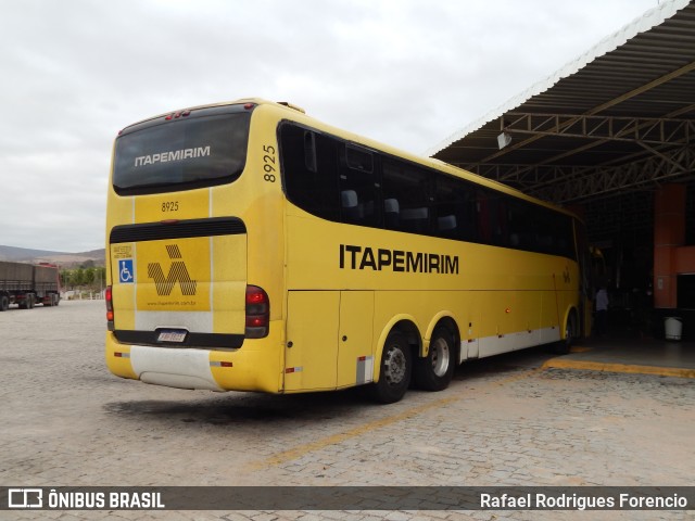 Viação Itapemirim 8925 na cidade de Ponto dos Volantes, Minas Gerais, Brasil, por Rafael Rodrigues Forencio. ID da foto: 9358518.