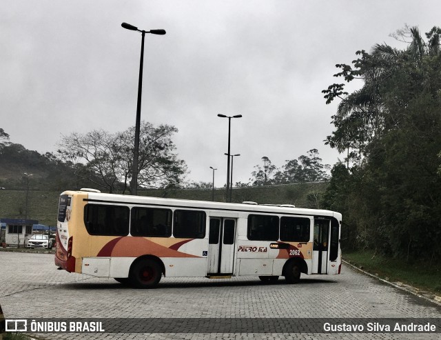 Petro Ita Transportes Coletivos de Passageiros 2062 na cidade de Petrópolis, Rio de Janeiro, Brasil, por Gustavo Silva Andrade. Número da foto: #9357538.